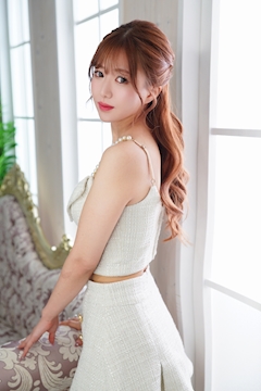 プロフィール写真3・えりか｜CLUB WARP・ワープ - 名古屋 錦のキャバクラ