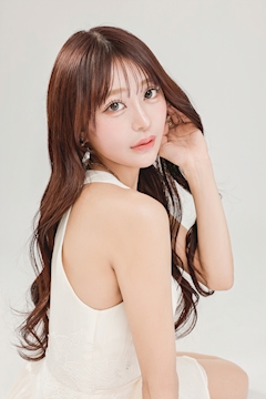 プロフィール写真3・桜井 るな|BARCELONA 桃李・トウリ - すすきののニュークラブ(キャバクラ)