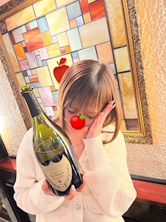プロフィール写真2・アモ｜スナック林檎・スナックリンゴ - 京橋のスナック