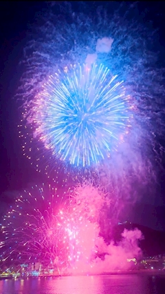 バニーガール(きらら)「北海道花火🎆船上🚢💕」
