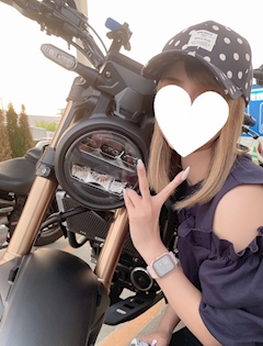 さや「しゅっきん(  ˶'ᵕ'˶)🩵」