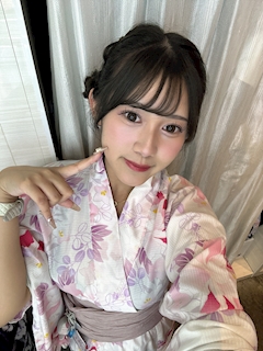 プロフィール写真4・めい　はちくろ｜はちみつくろーばー - 池袋西口のキャバクラ
