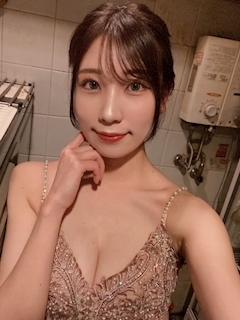 ゆい「華金( ˶ˆ꒳ˆ˵ )🍻」