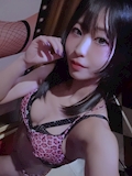 もね (Monē)