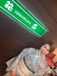 プロフィール写真4・ママ　ゆり｜箱舟・ハコブネ - 飯塚市のスナック