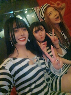 麗奈「こんばんは」