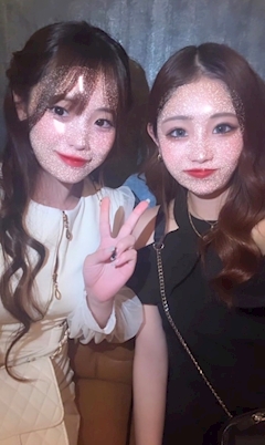 かつやま「仲良し👯‍♀️👯‍♀️👯‍♀️👯‍♀️👯‍♀️」