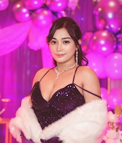 プロフィール写真2・KAZUMI｜Club Maria・クラブ マリア - 栄のインターナショナルパブ