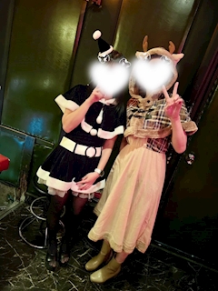 てんちょー「可愛いサンタさんが沢山ご来店中！です」