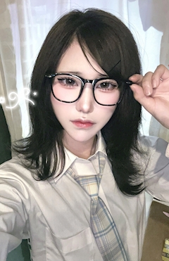 プロフィール写真3・🎸ゆん🎸｜メイドロックカフェ名古屋 - 名古屋 大須のコンカフェ