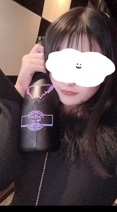 プロフィール写真7・ひな|Girls Bar AHKAH’s 豊田土橋店・アーカーズ トヨタツチハシ - 豊田のガールズバー