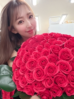 プロフィール写真2・愛咲 ひな｜The JULE・ユール - 刈谷のキャバクラ