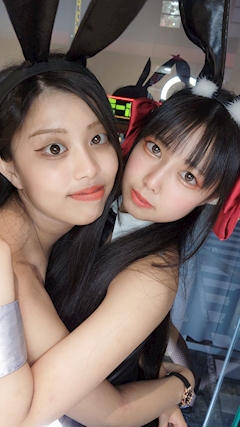 あや「しゅっきんしたぉ～」