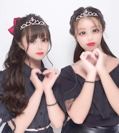 あや「プリクラ!!」