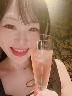 プロフィール写真13・💜🍬🌼椎名 さき🌼🍭💜｜Mrs.CAFE～離宮～・ミセスカフェ リキュウ - 名古屋 錦の熟女パブ/熟女キャバクラ