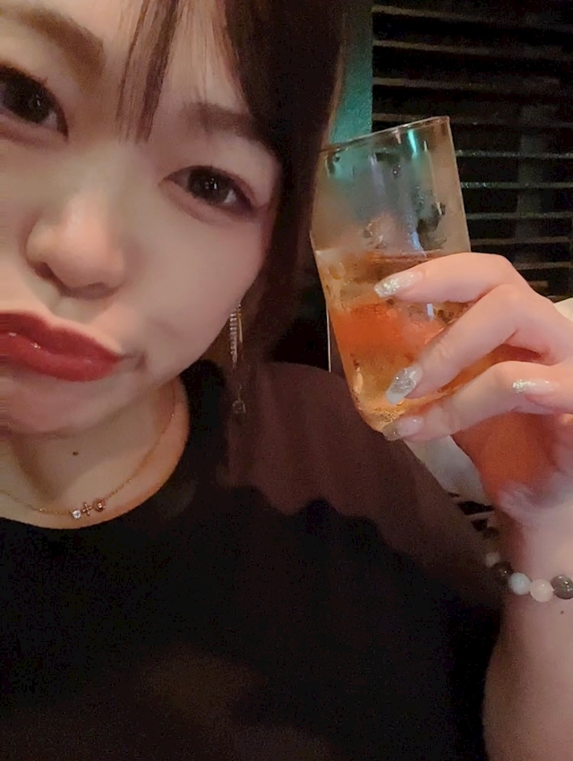 プロフィール写真9・💜🍬🌼椎名 さき🌼🍭💜｜錦 キャバクラ・Mrs.CAFE 離宮