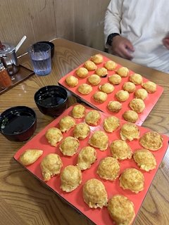 一ノ瀬　千「玉ねぎと卵焼きの街達🧅🐙🥚」