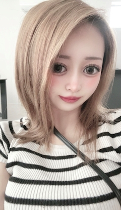 プロフィール写真3・𝑅𝑒𝑚𝑖𝑎 𓂃♡|Lounge Bullet・バレット - 岡山市(田町)のラウンジ/クラブ