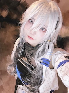 プロフィール写真4・よる。|ボカロアニソンバーメルト - すすきののコンカフェ