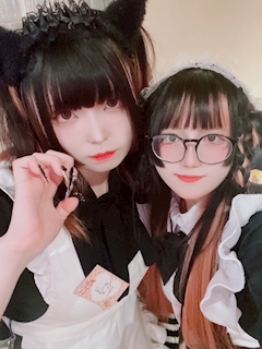 もにゅ「メガネでも可愛いと言われたい」