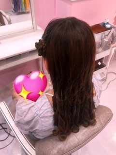 プロフィール写真1・しおり｜Glück・グリック - 自由が丘のガールズバー