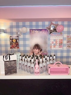 プロフィール写真9・まいか【池袋ちぇりっしゅ】｜NEW STYLE GIRLS BAR ちぇりっしゅ・ニュースタイルガールズバーチェリッシュ - 池袋東口のガールズバー