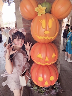 プロフィール写真13・まいか【池袋ちぇりっしゅ】｜NEW STYLE GIRLS BAR ちぇりっしゅ・ニュースタイルガールズバーチェリッシュ - 池袋東口のガールズバー