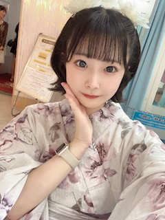 プロフィール写真9・ひなの【池袋ちぇりっしゅ】｜NEW STYLE GIRLS BAR ちぇりっしゅ・ニュースタイルガールズバーチェリッシュ - 池袋東口のガールズバー