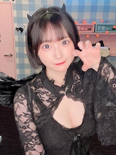 プロフィール写真5・ひなの【池袋ちぇりっしゅ】｜NEW STYLE GIRLS BAR ちぇりっしゅ・ニュースタイルガールズバーチェリッシュ - 池袋東口のガールズバー