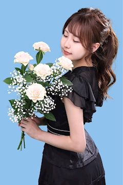 プロフィール写真3・睡蓮の花｜CLUB ARICIA・アリシア - 中洲のキャバクラ