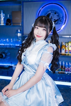 もも🐱🍑（日向陽菜） LIV・リヴ - 歌舞伎町のコンカフェ