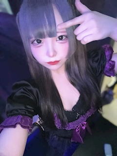 プロフィール写真4・💜さら💜 ＠歌舞伎😈王と悪魔👑｜王と悪魔・オウトアクマ - 歌舞伎町のコンカフェ