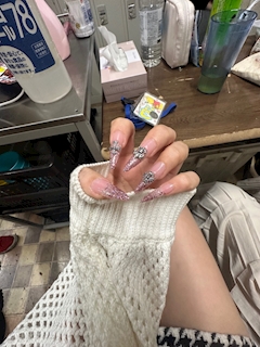 ミイ「おなかいっぱい🤤」