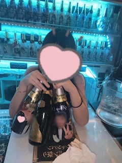 プロフィール写真10・あいか【池袋 しゃいん】｜しゃいん - 池袋東口のガールズバー