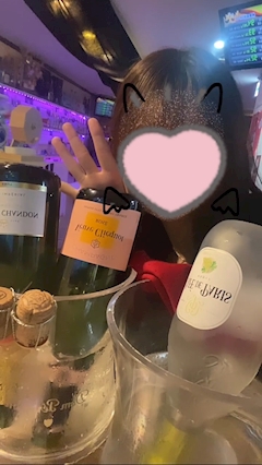 プロフィール写真5・あいか【池袋 しゃいん】｜しゃいん - 池袋東口のガールズバー