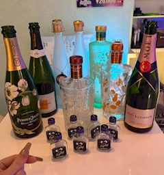 みか「11/7🥂」