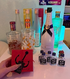みか「12/16🍾」