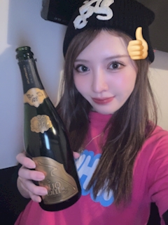 プロフィール写真2・東条芽依|WHITE.・ホワイト - 名古屋 金山のガールズバー