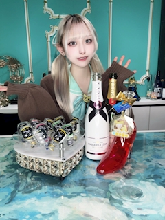 プロフィール写真19・雪乃瀬 うらら🥀｜Concept Cafe&Bar #青い春に恋をした。・アオイハルニコイヲシタ - 熊本市・下通りのコンカフェ