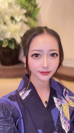 プロフィール写真1・白雪澪凪｜Salon SOLO・サロン ソロ - 名古屋 錦のスナック
