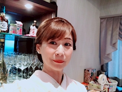 プロフィール写真2・小野 千香子｜Salon SOLO・サロン ソロ - 名古屋 錦のスナック