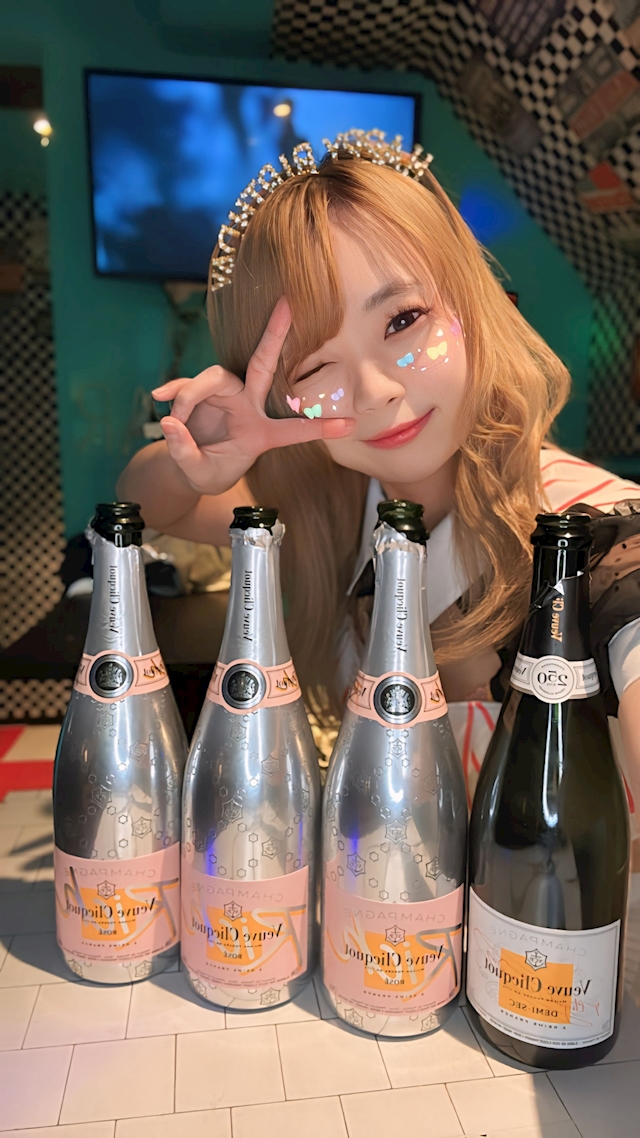プロフィール写真6・ミカ【朝・昼・夜girl's bar吉祥寺クラス】｜