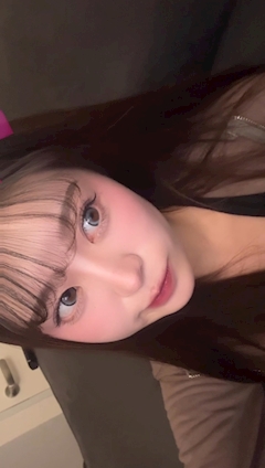 れいか「出勤してます🎵」