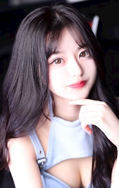 プロフィール写真1・れいか｜CLUB GEMME新横浜・ジェムシンヨコハマ - 新横浜駅前のキャバクラ