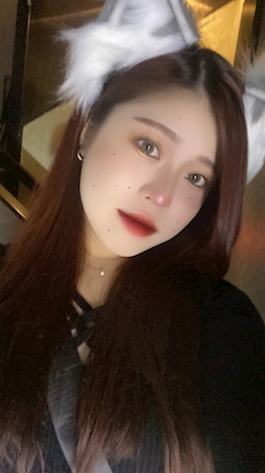 プロフィール写真2・あいり｜Desire・デザイア - 広島市（流川）のガールズバー