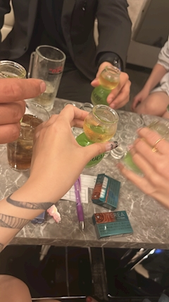 🌙🖤🫧よる👼🏻‎🤍🏹「にょーん」