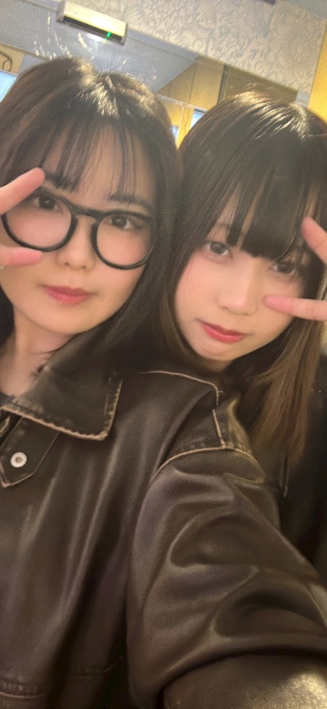 キャスト同士で撮影した仲良し写真