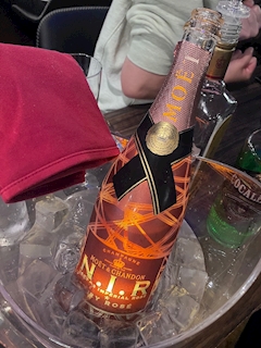 こはく【PRETTY】「🥂✨🥃」