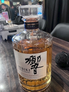 こはく【PRETTY】「🥂✨🥃」