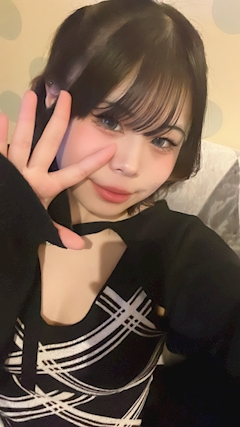 ブルー「💇🏻‍♀️🤭」
